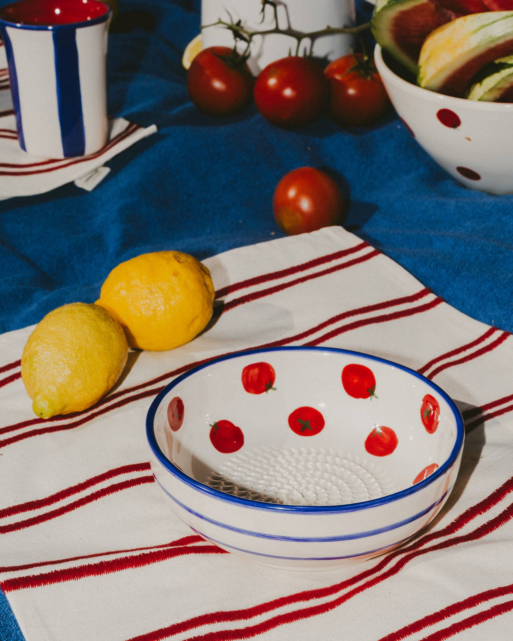 Keramický talířek na strouhání - Střední - Pomodoro