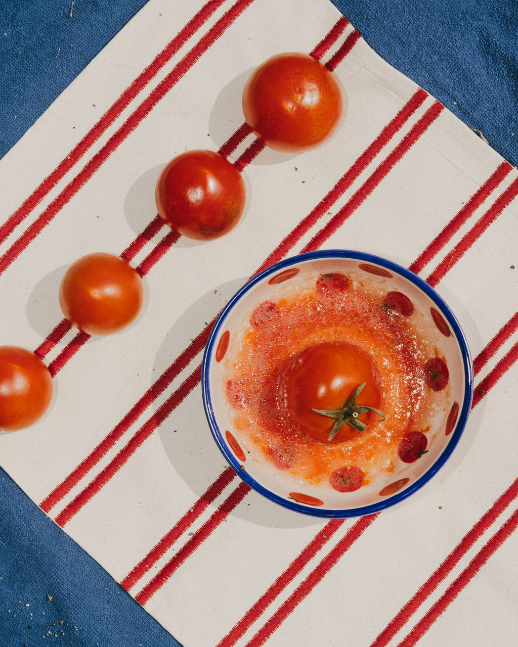Keramický talířek na strouhání - Střední - Pomodoro